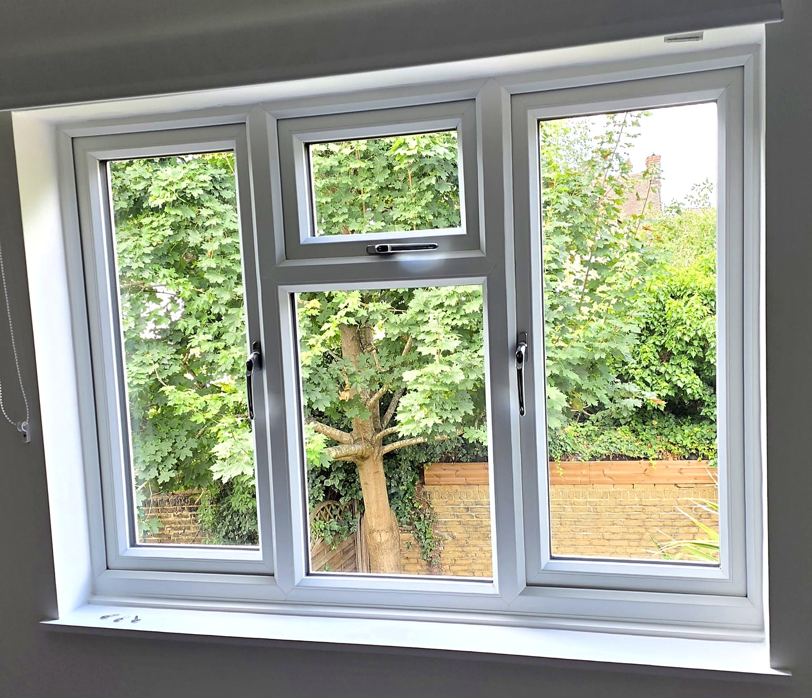 New white uPVC casement windows fitted by K&R Locksmiths and Windows, Sutton